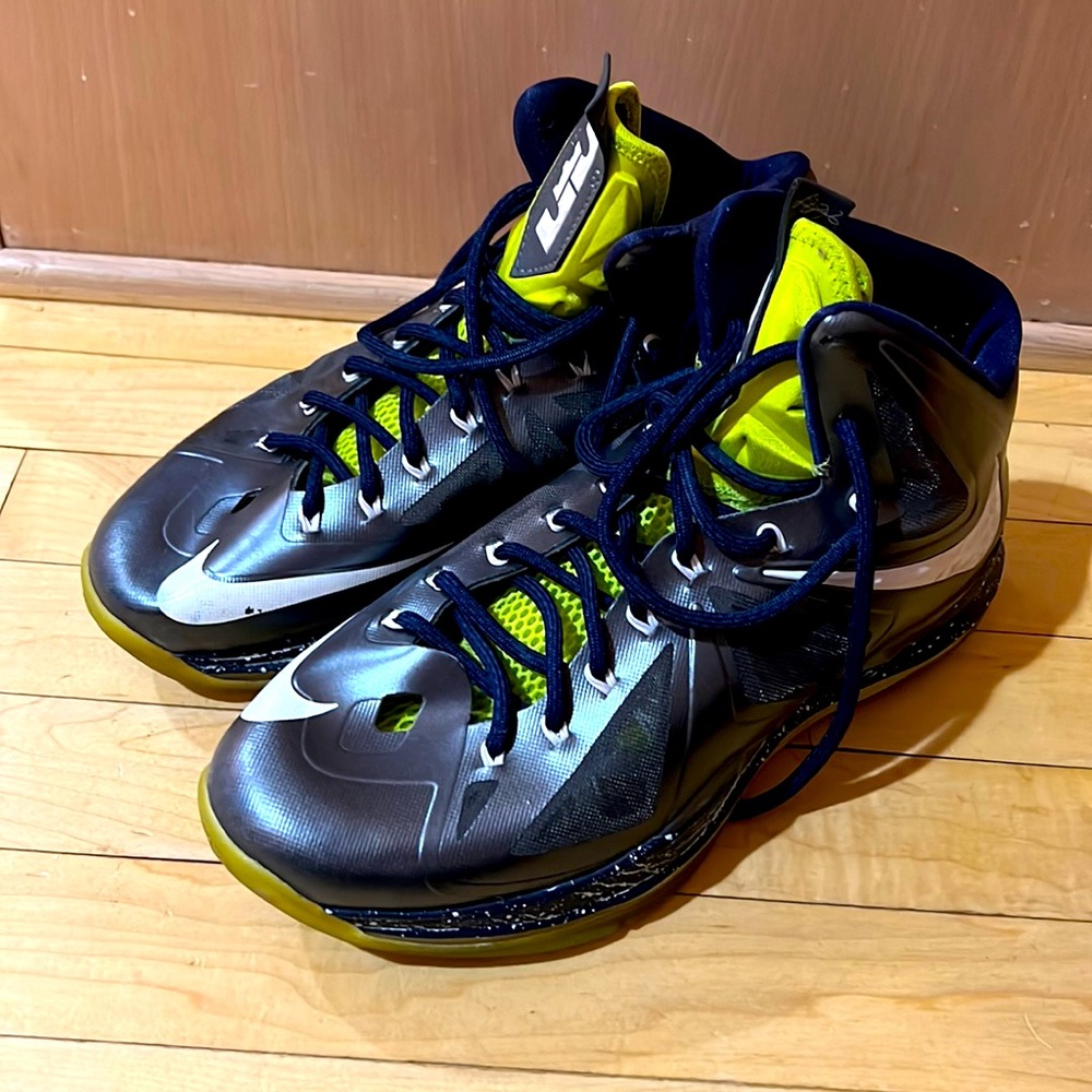 Nike Lebron shoes diamond collection